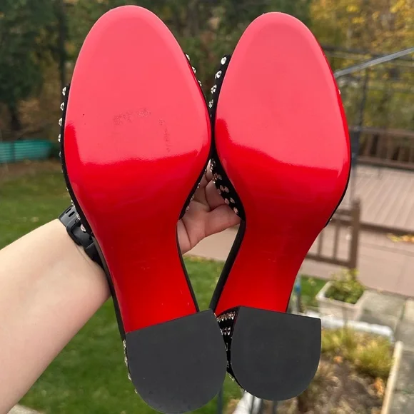✨HOST PICK✨ *NEW* CHRISTIAN LOUBOUTIN HEELS (IT 40) - Picture 8 of 14